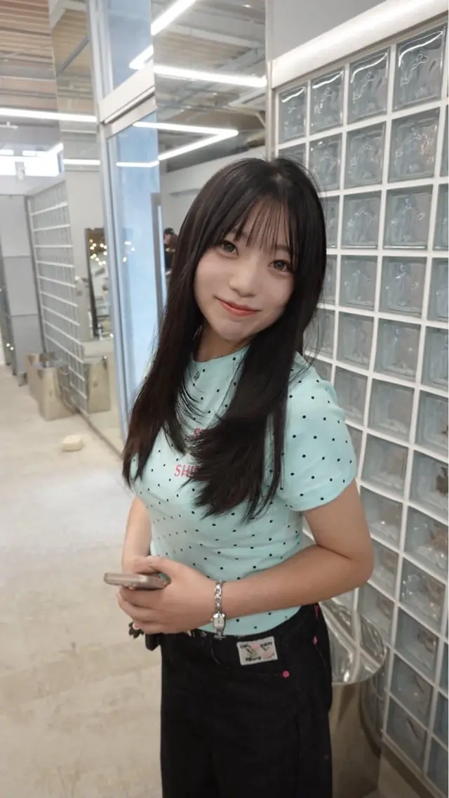 カラー 川﨑 晴菜のヘアスタイル