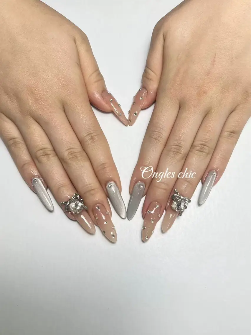 ネイル ハンドネイル ongles chicのネイルデザイン