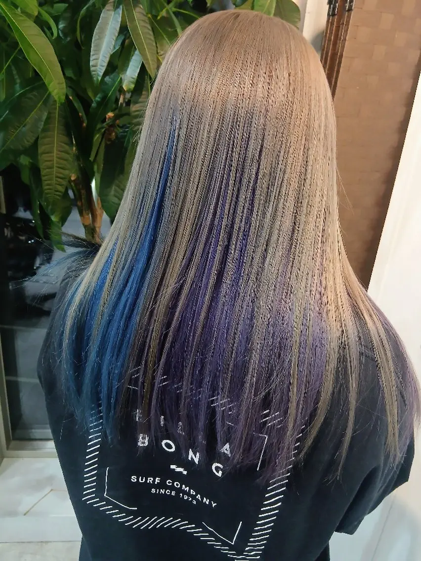 カラー ロング ヘアカラー セナ✨ ブリーチカラーのヘアスタイル