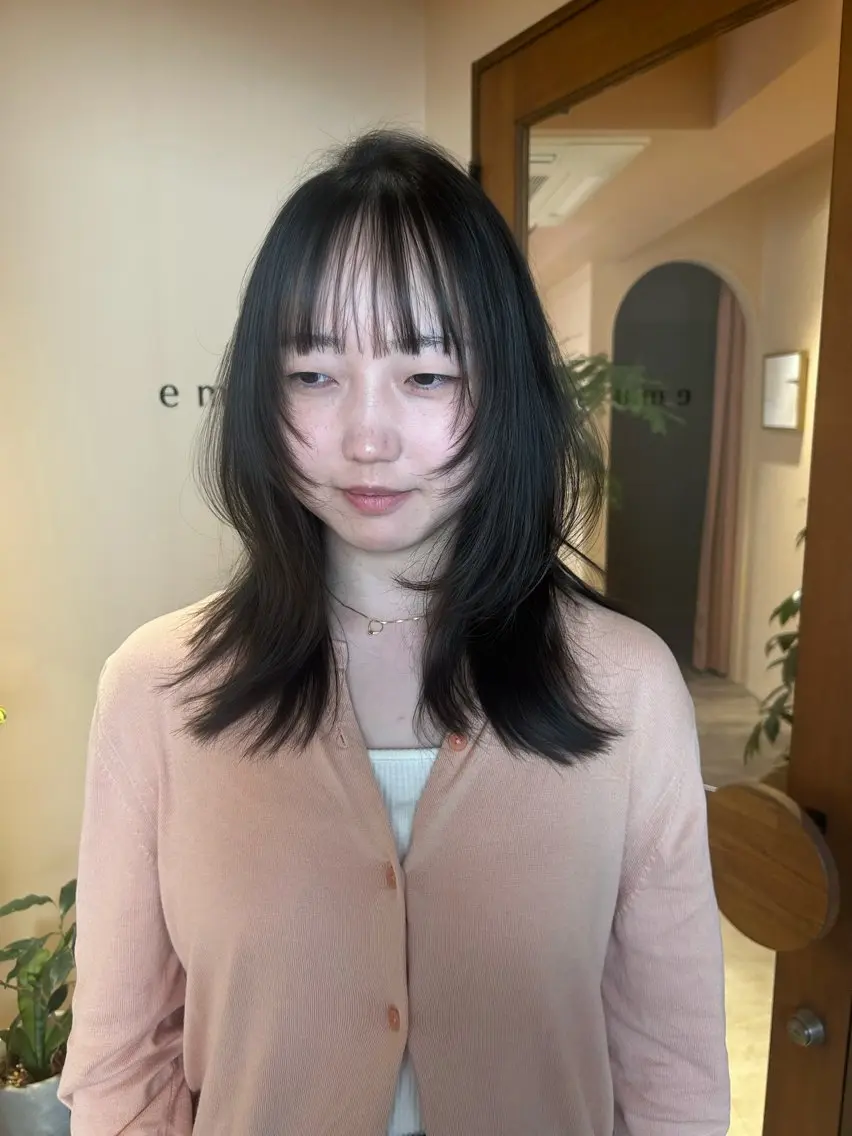 セミロング あお韓国へア🎀 emuのヘアスタイル