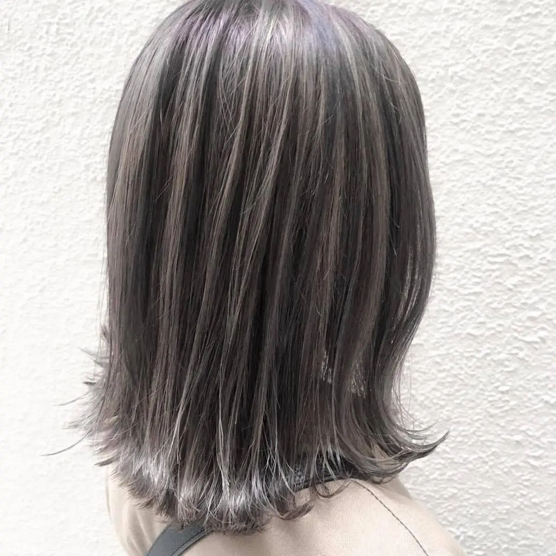 ミディアム カラー ハイライトカラー ハイライト ヘアカラー FERIA fam 小林勇太のヘアスタイル