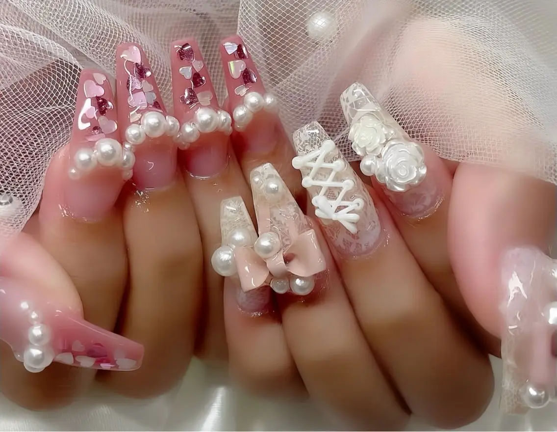 ネイル アートネイル フレンチネイル ジェルネイル 韓国ネイル ミラーネイル Rin Nail 新大久保店のネイルデザイン