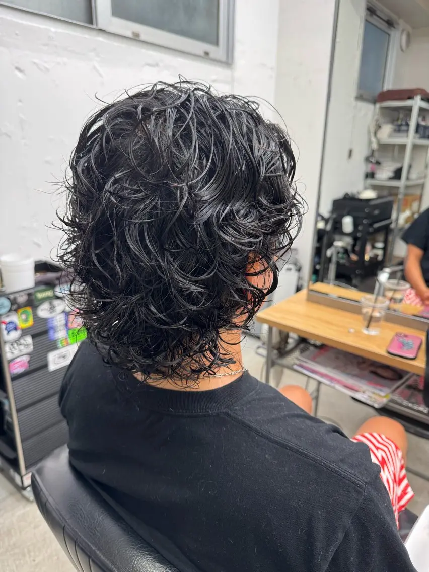 ミディアム パーマ メンズ ミディアムパーマ メンズパーマ 刈り上げ カット パーマ トリートメント 💈メンズ特化💈 TASUKUのヘアスタイル