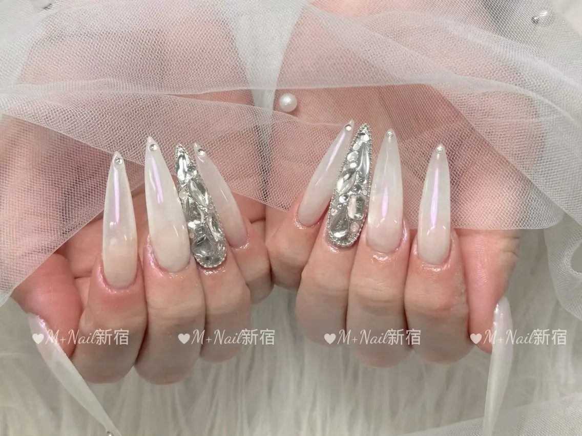 ネイル ハンドネイル M+Nail 新宿のネイルデザイン