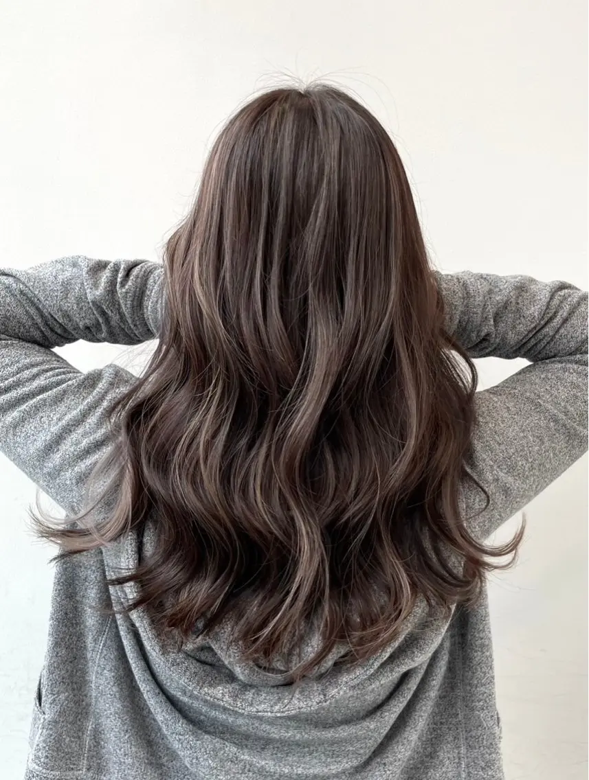 ロング 🌟透明感カラー モテ髪Ando🌟のヘアスタイル