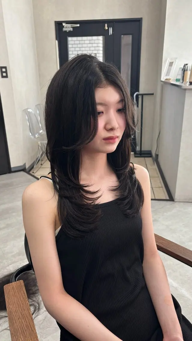 ロング カット ｶﾉ /  垢抜けレイヤーのヘアスタイル