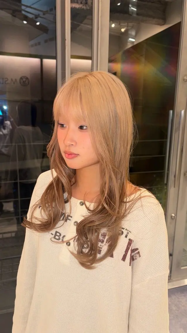 ロング カラー ヘアカラー KARIN🤍 /レイヤーカットのヘアスタイル