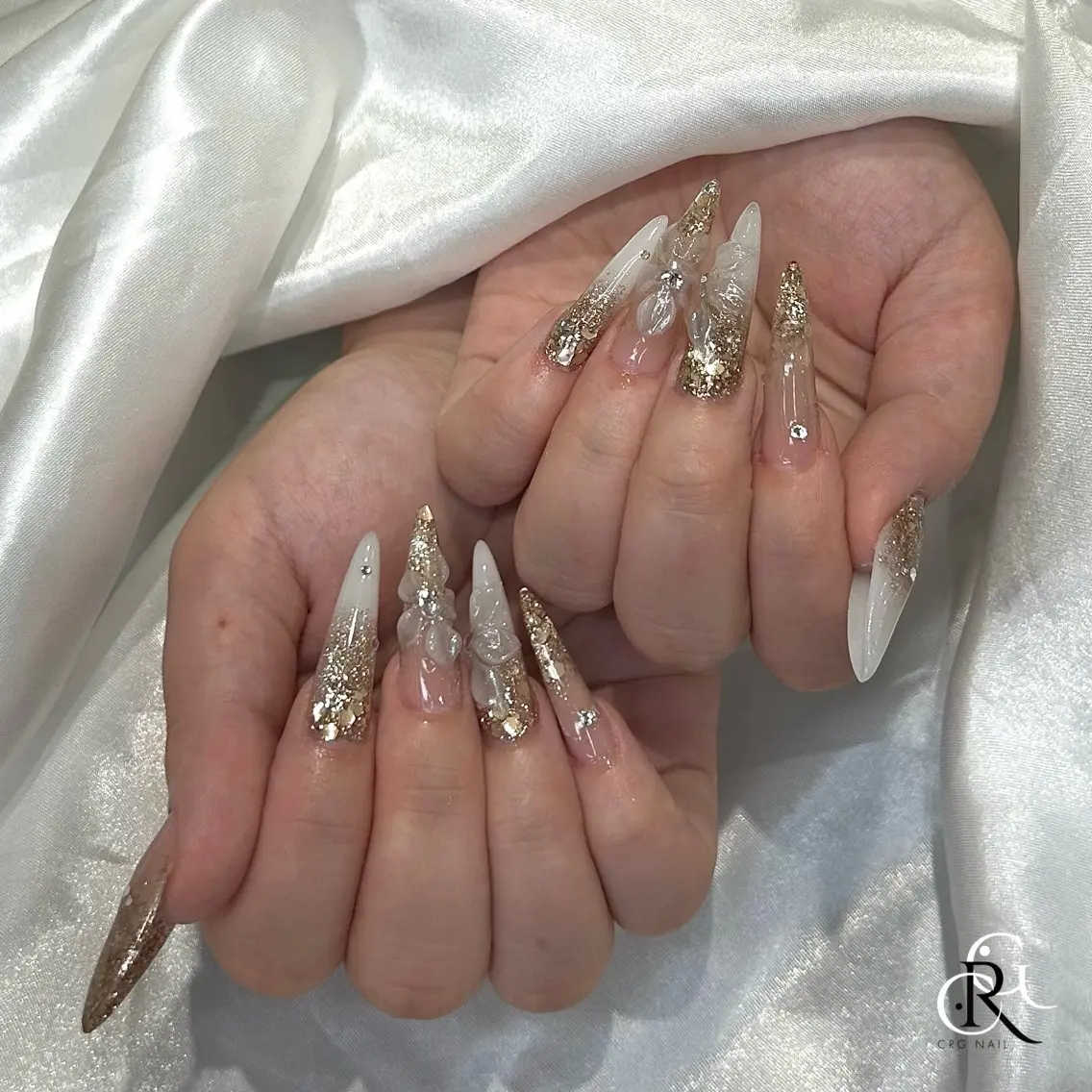 ロング ハンドネイル 美フォルムスカルプ✨ RENAのネイルデザイン