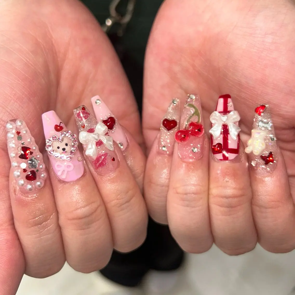 ネイル MODA MANAMIᵕ̈のネイルデザイン