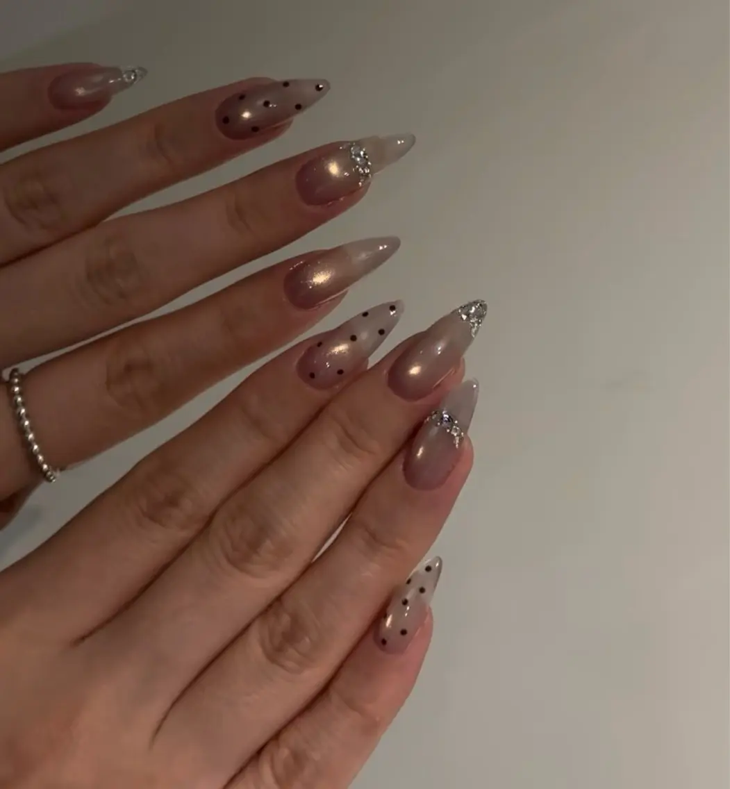 ネイル ハンドネイル NiJi Nailsのネイルデザイン