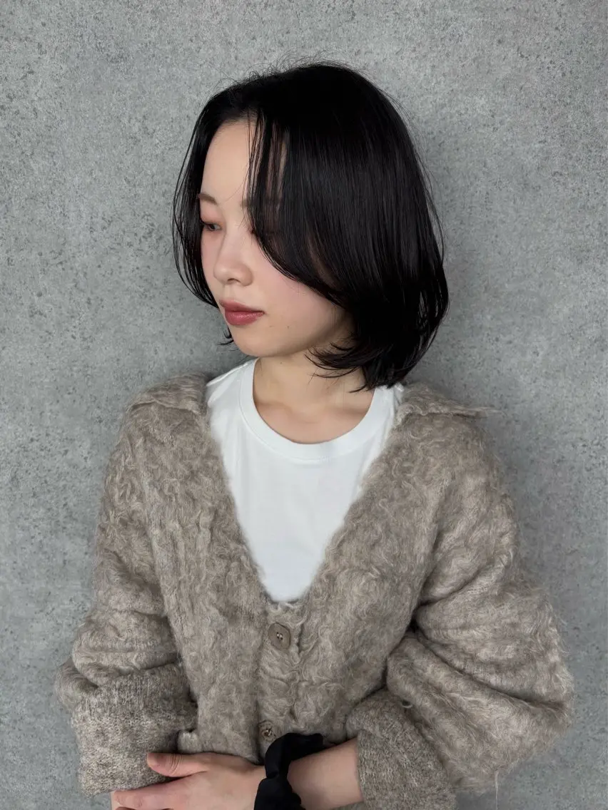 ミディアム レイヤーカット カット 加藤 結奈のヘアスタイル