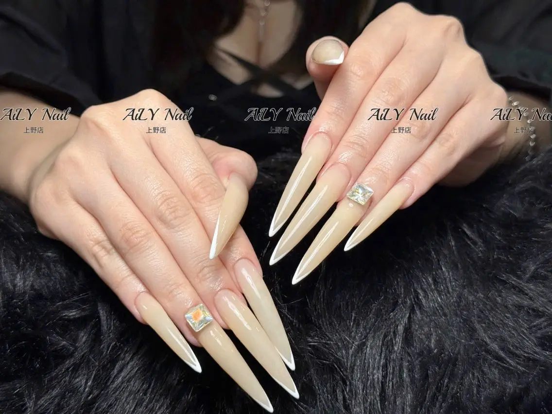 ネイル アートネイル ジェルネイル マグネットネイル ニュアンスネイル シンプルネイル ハンドネイル AiLy Nail 上野店のネイルデザイン