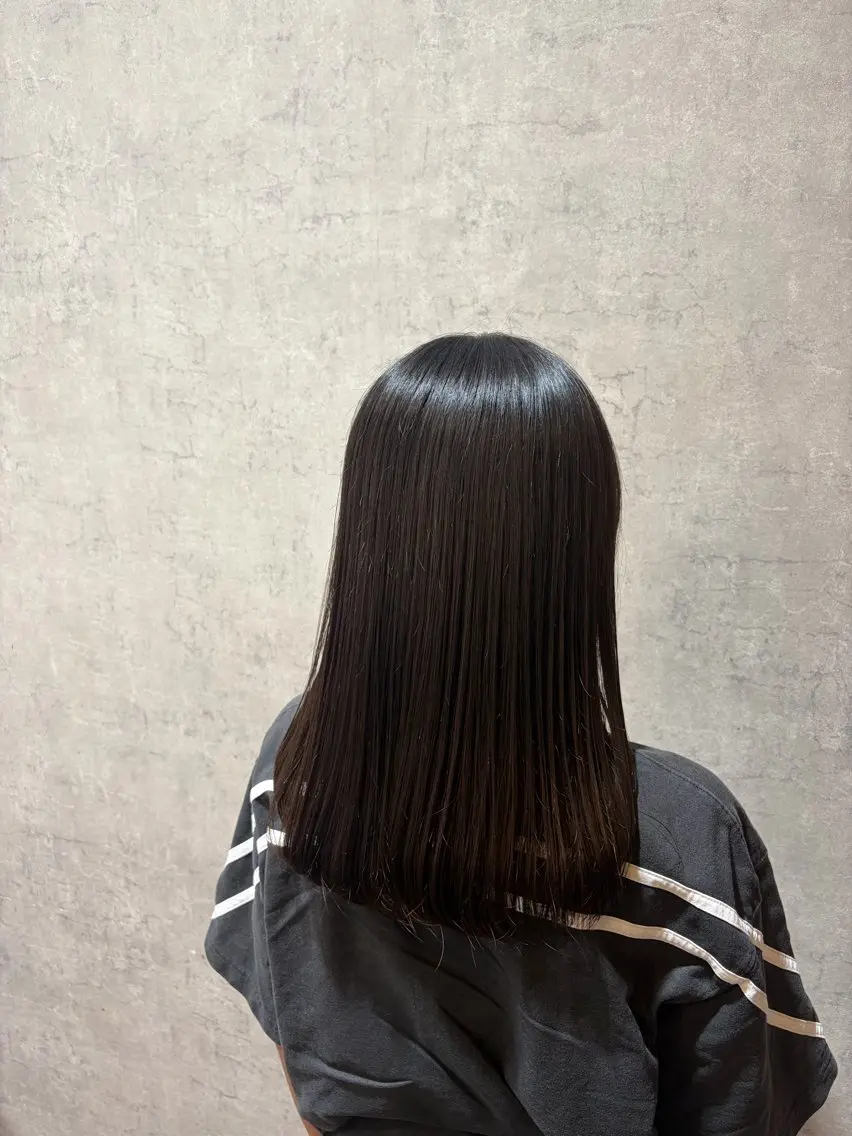 ロング カット ヘアカラー 艶髪/透明感カラー 下山 萌華のヘアスタイル