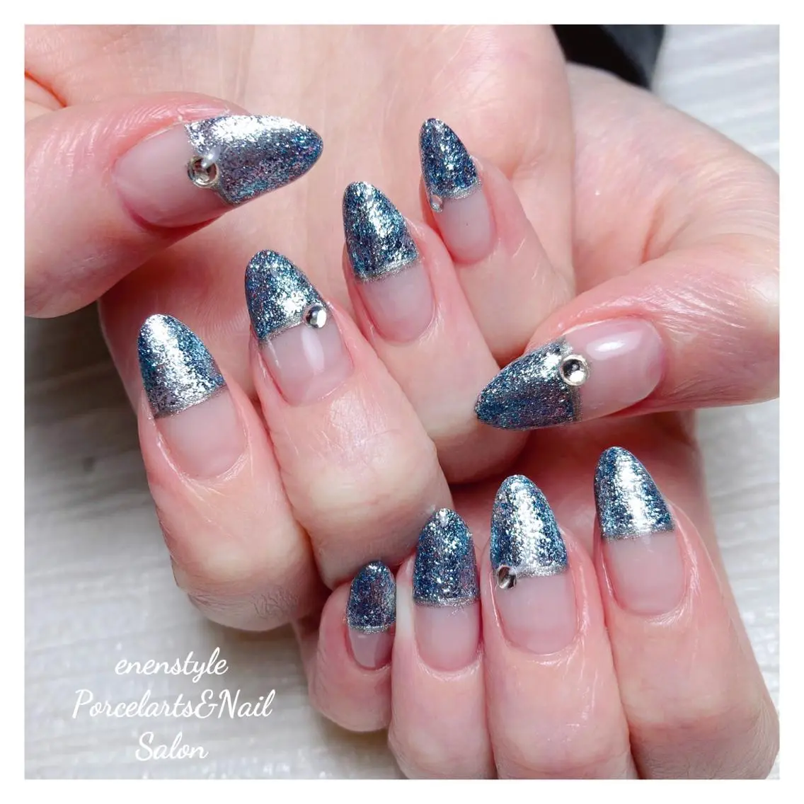 ミディアム ネイル 🐾enen style 🐾のネイルデザイン