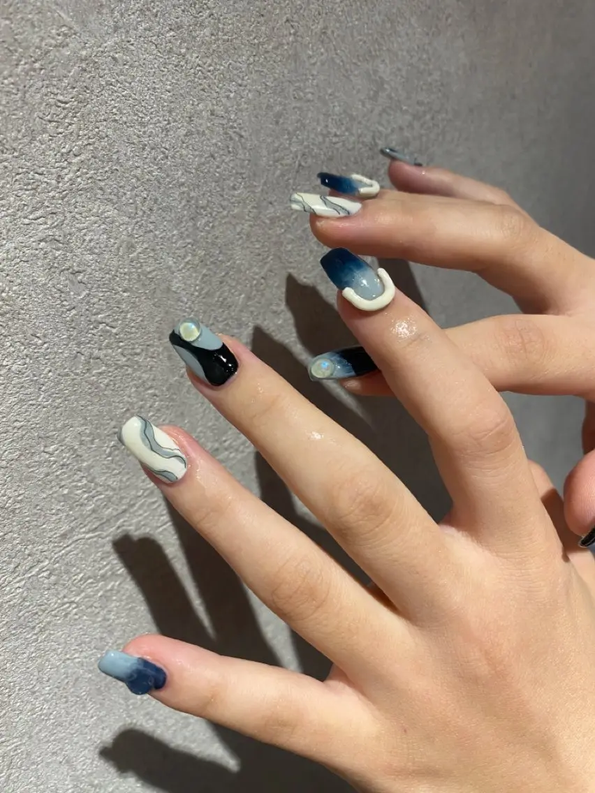 ネイル ブルー ハンドネイル chika / nailのネイルデザイン
