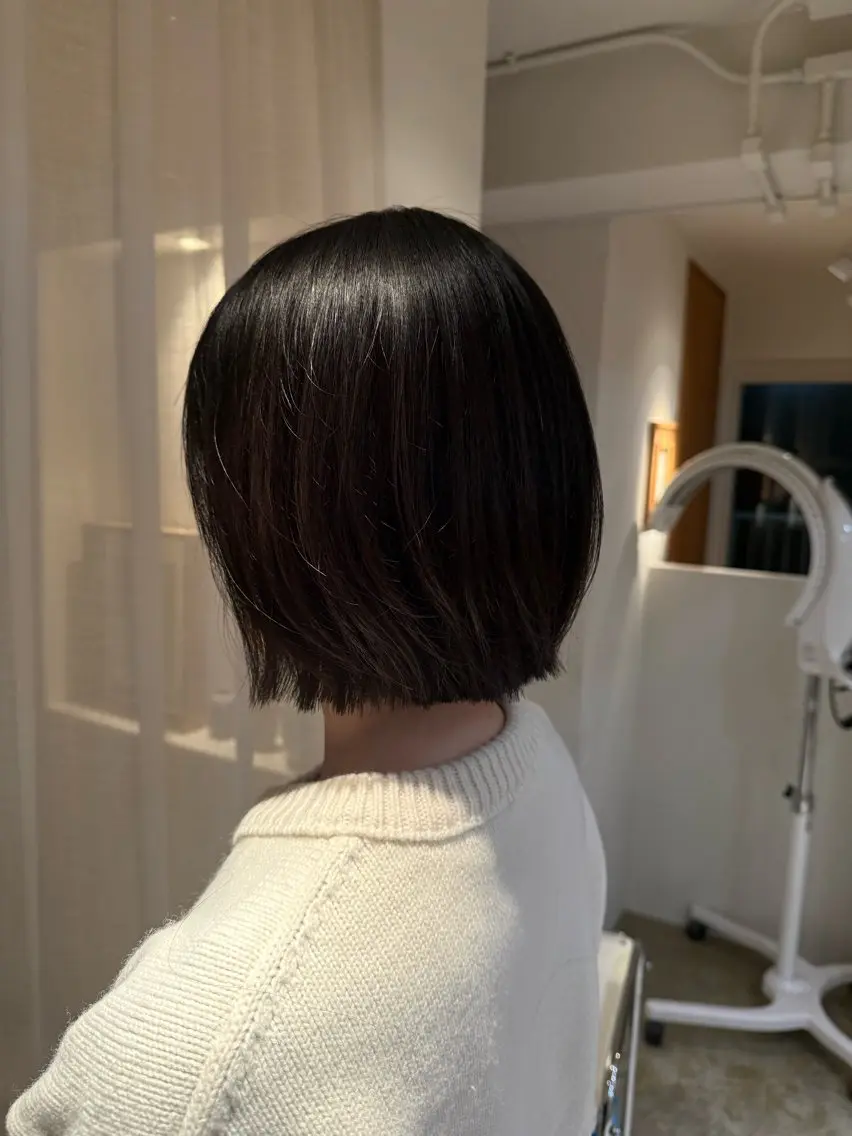 ショート ボブレイヤー ボブ レイヤーカット 大津 寧々のヘアスタイル