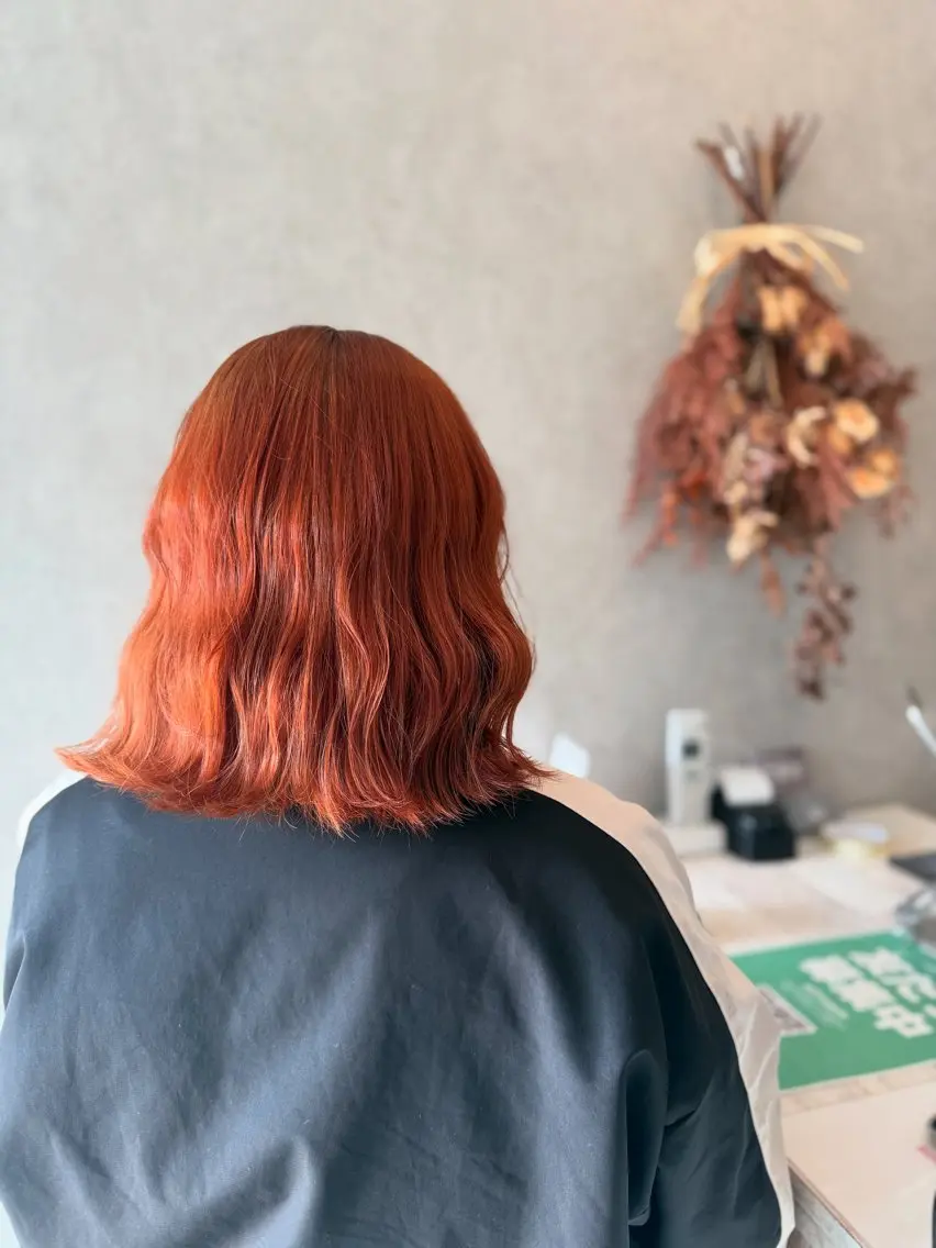 ミディアム カラー ブリーチ オレンジ ヘアカラー Bish Yanaのヘアスタイル