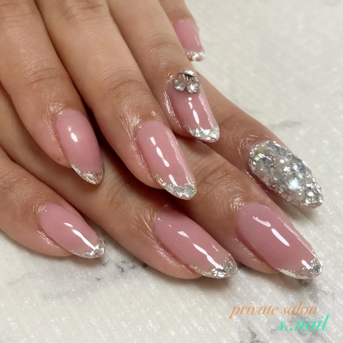 ネイル フレンチネイル ガラスフレンチ ハンドネイル フットネイル s..nail / MORITAのネイルデザイン