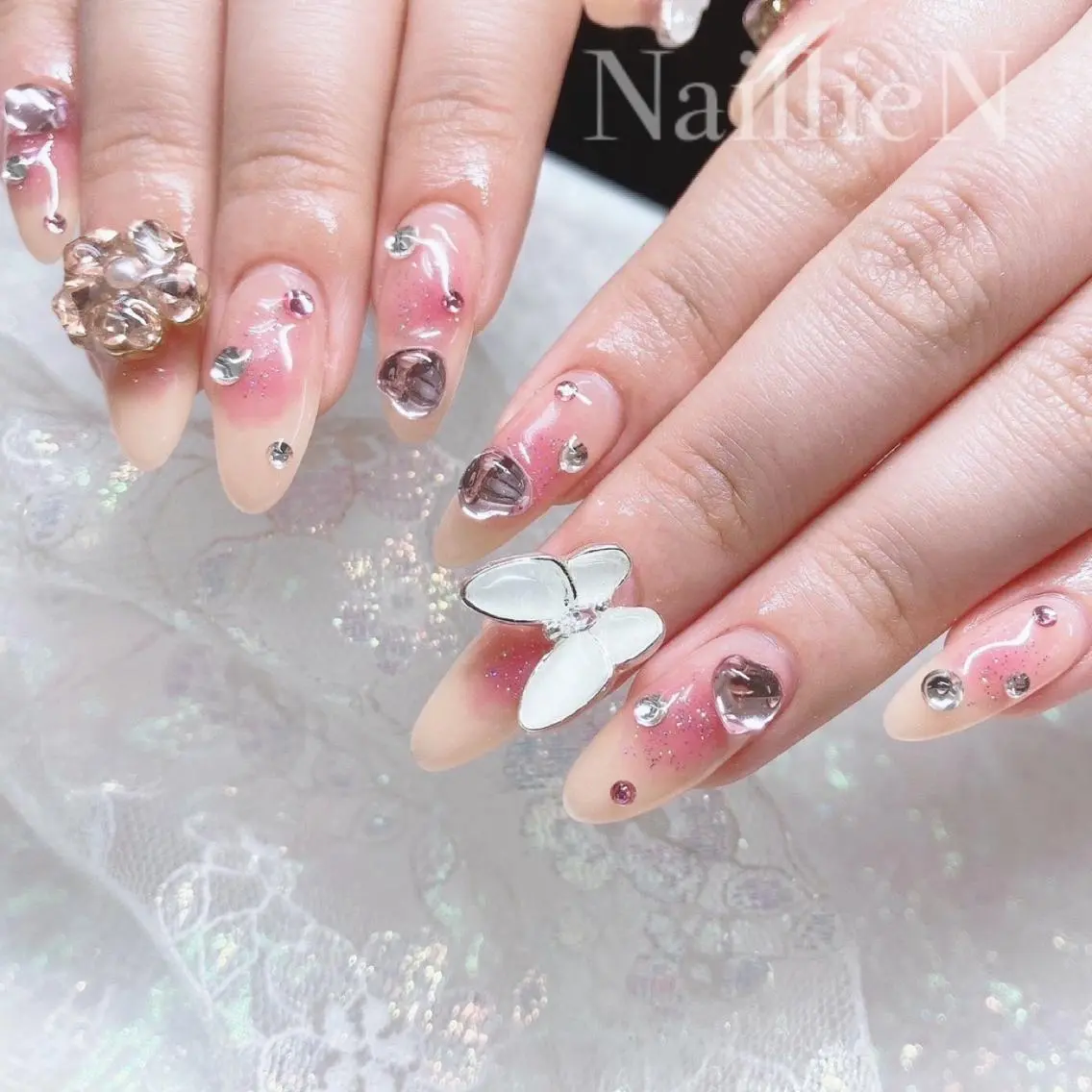 ネイル チークネイル Nail lieNのネイルデザイン