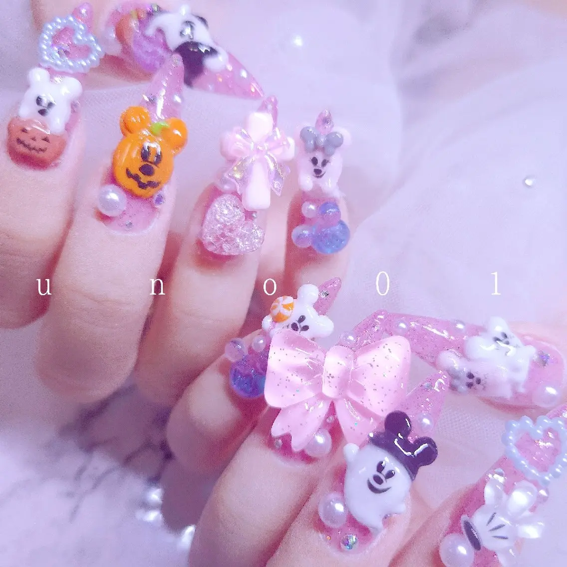 ネイル ネイルチップ 梅田🦄中崎町🩵 u n o 0 1のネイルデザイン