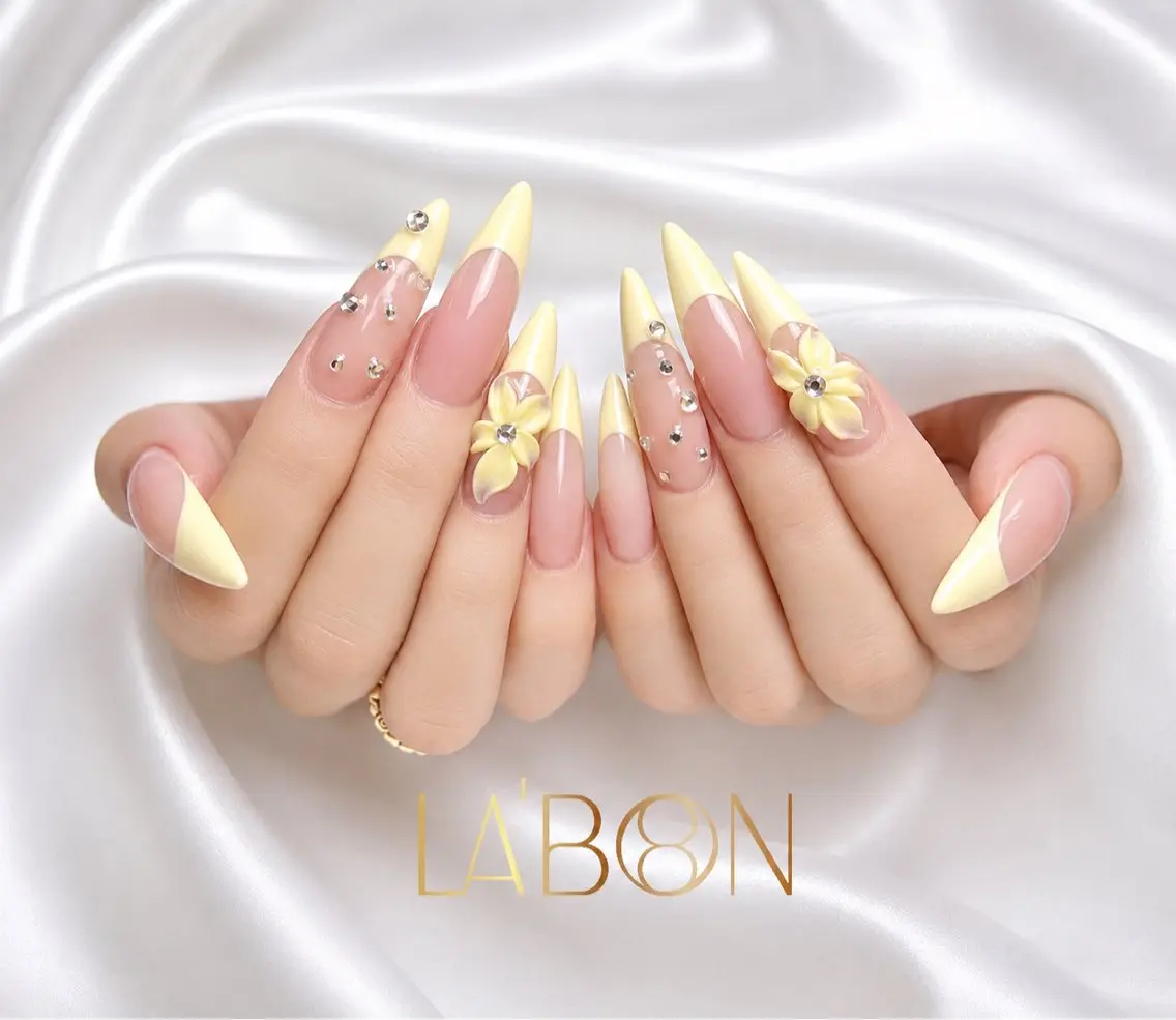 ネイル アートネイル ジェルネイル キラキラネイル 韓国ネイル ロングネイル Labon Nails Artのネイルデザイン