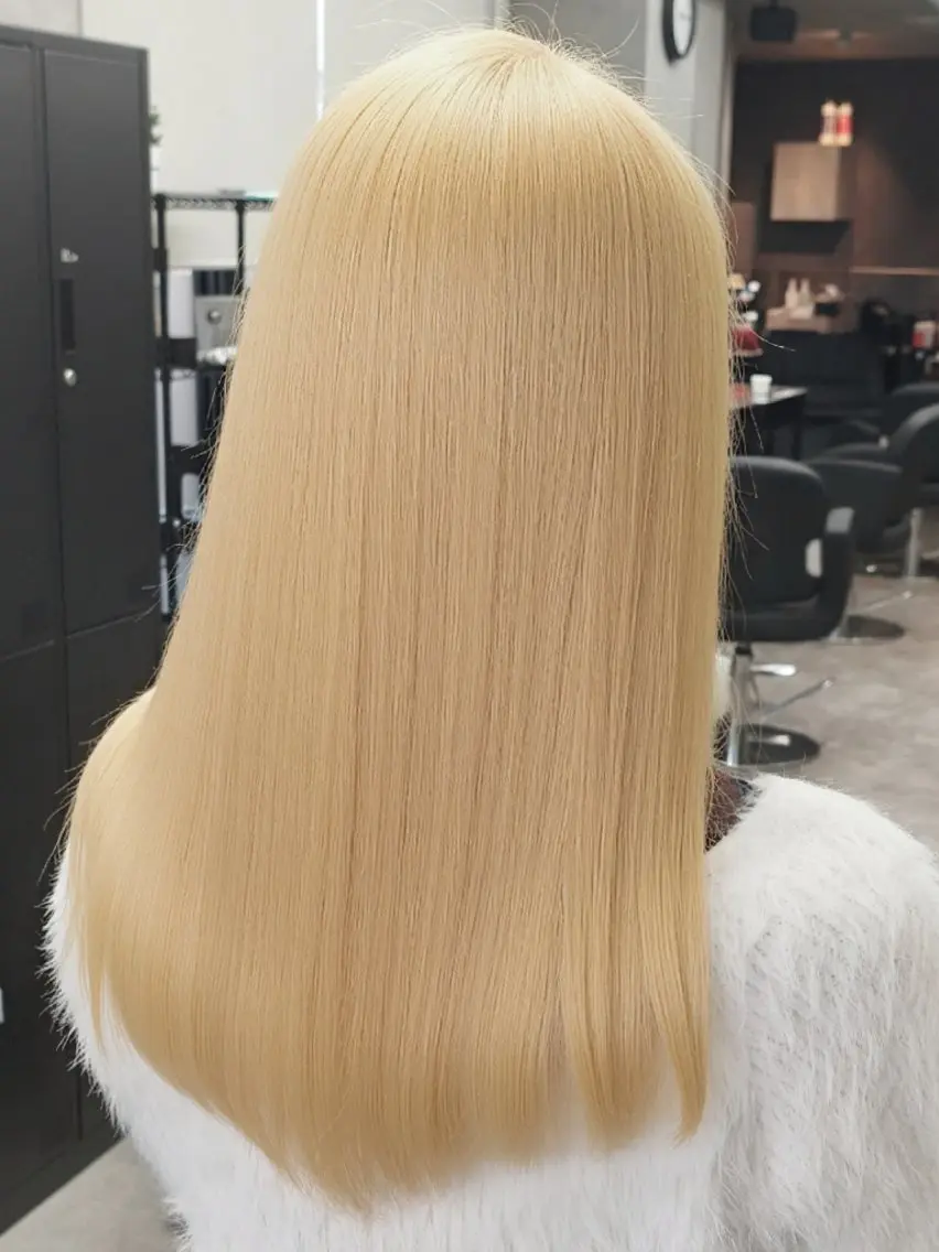 カラー セミロング ブリーチ 抜きっぱなしブロンド ブロンド 透明感カラー 縮毛矯正 カット ヘアカラー たつや/ハイトーン/ ダメージレスブリーチのヘアスタイル
