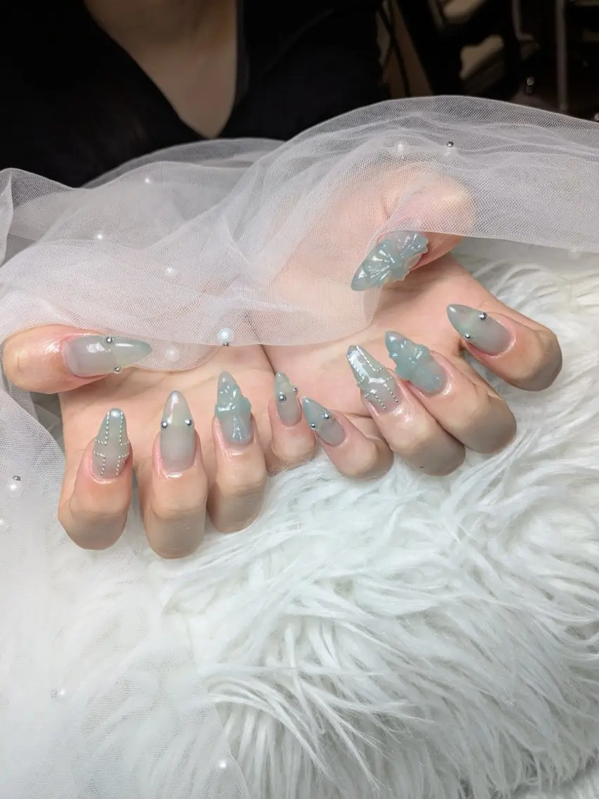 ネイル Queen Nail 柏店　クイーンネイルのネイルデザイン