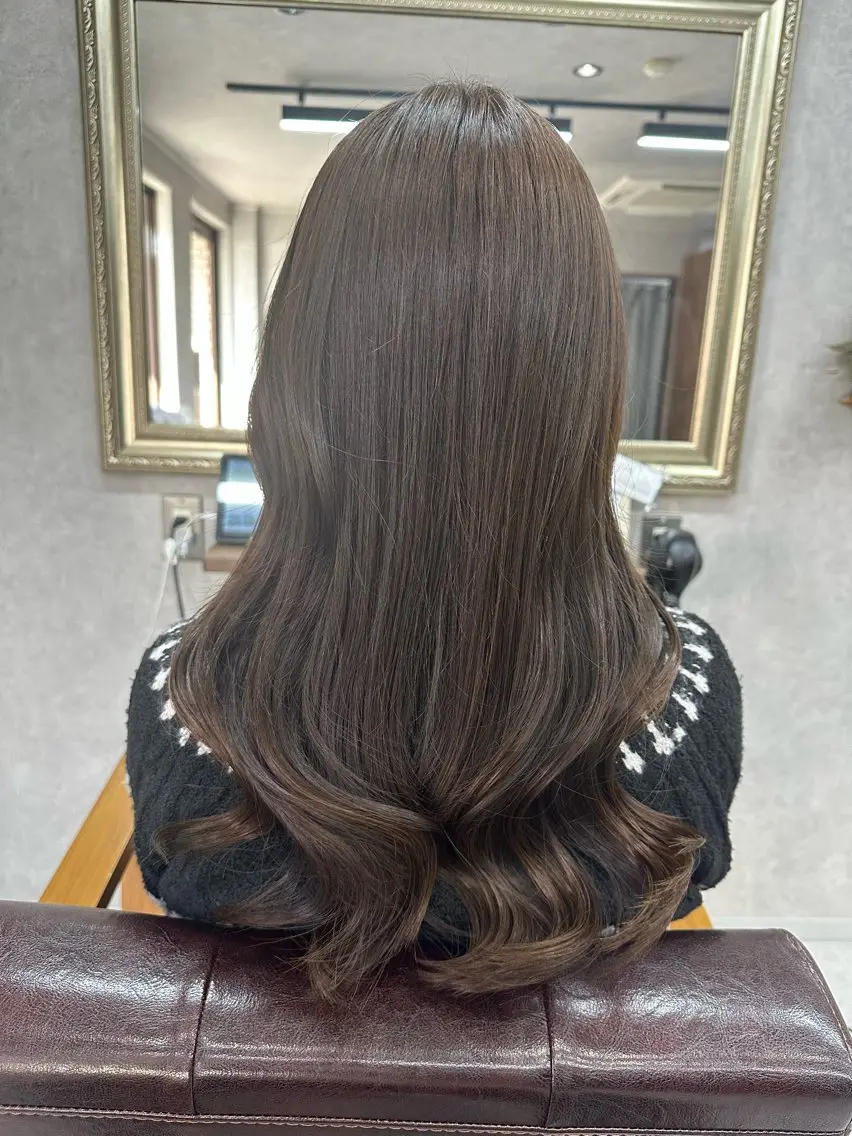 ロング カラー カット ヘアカラー トリートメント Lien 深井店のヘアスタイル