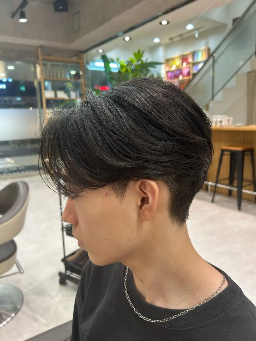 カット パーマ ニュアンスパーマ フェザーパーマ 楓河のヘアスタイル