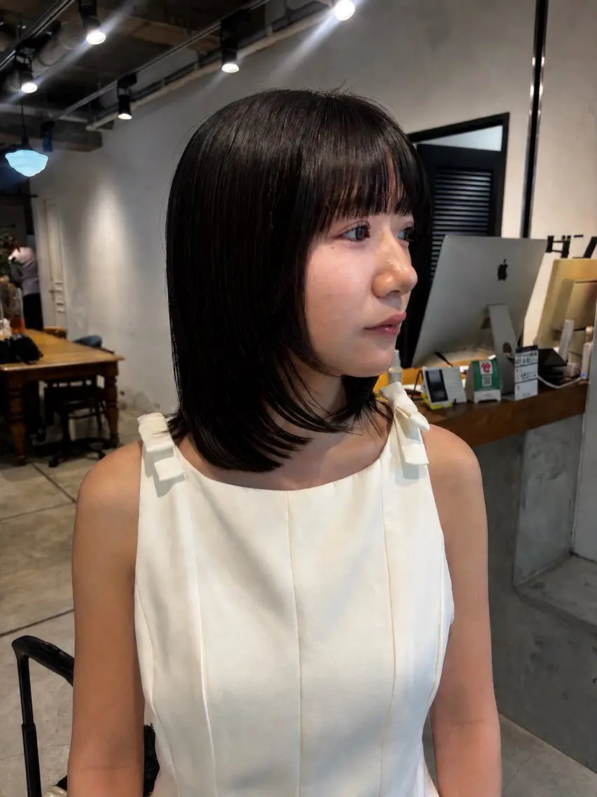 セミロング カット 🎀抜け感ナチュラル 🎵asuna🪽のヘアスタイル