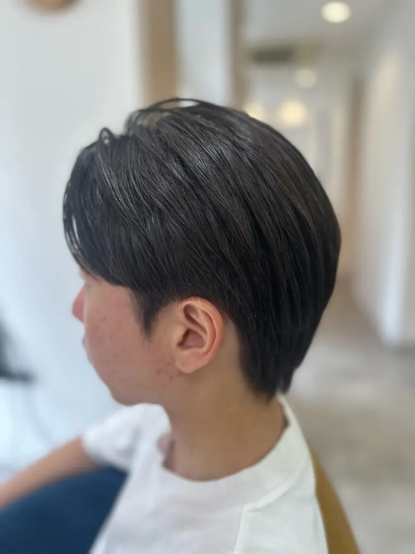 ショート メンズ 立川 芽依のヘアスタイル