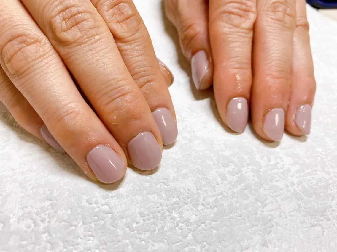ネイル オーロラネイル フラワーネイル フットネイル フレンチネイル ジェルネイル mogunail &blowのネイルデザイン