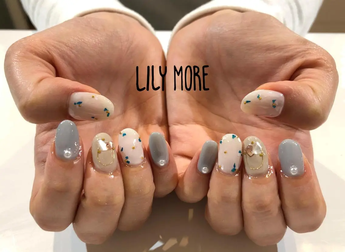 ネイル ブルー Lily closetのネイルデザイン