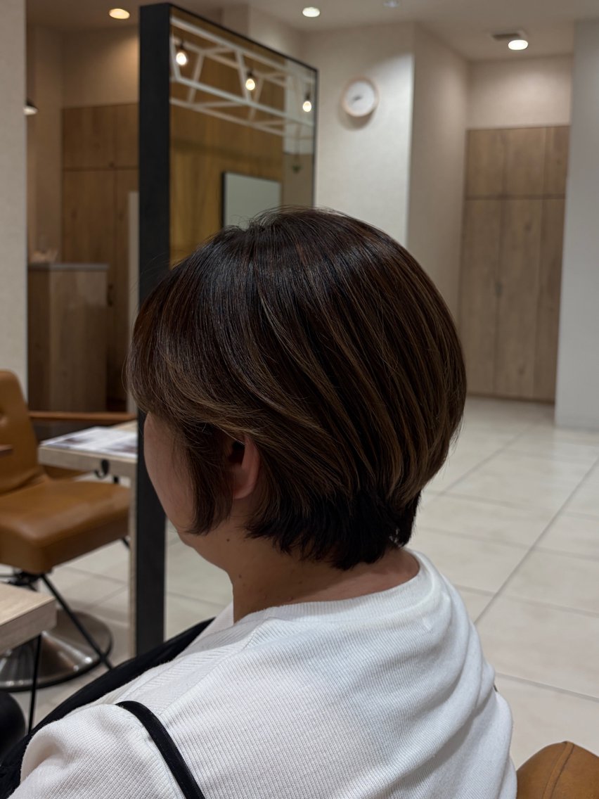 ショート ⭐️うる艶カラー 募集　まゆ⭐️のヘアスタイル