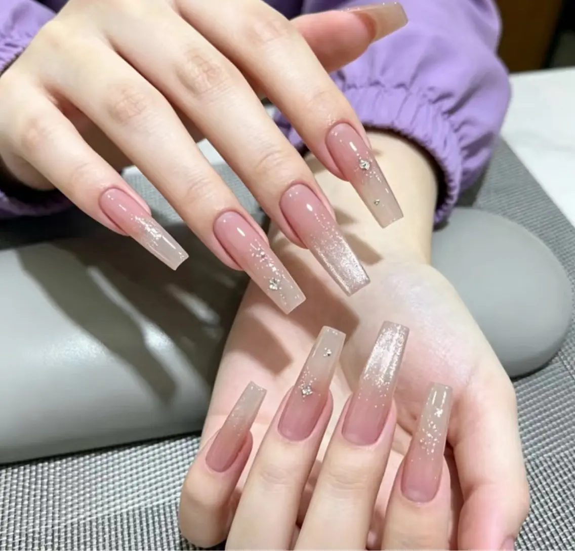 ネイル アートネイル ジェルネイル 韓国ネイル ニュアンスネイル シンプルネイル ハンドネイル ハンドケア Anna Melia Nailのネイルデザイン
