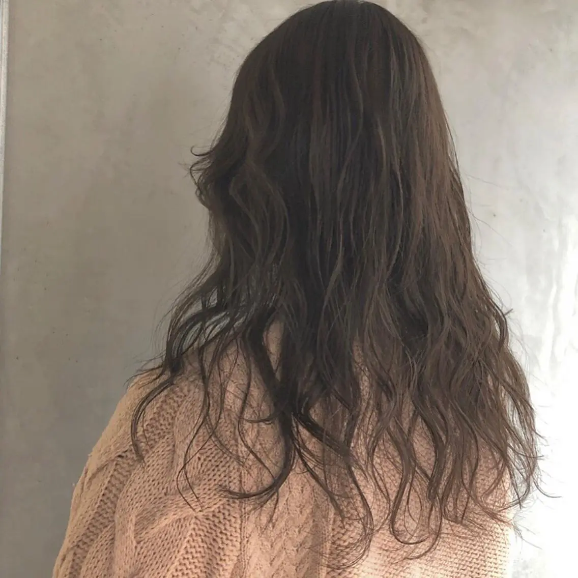 ロング カラー yajima Moemiのヘアスタイル