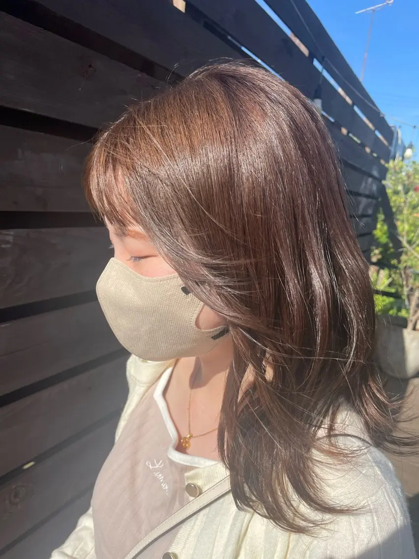 ミディアム カラー 梨子🐣艶カラー🌈 ダメージレス💖のヘアスタイル