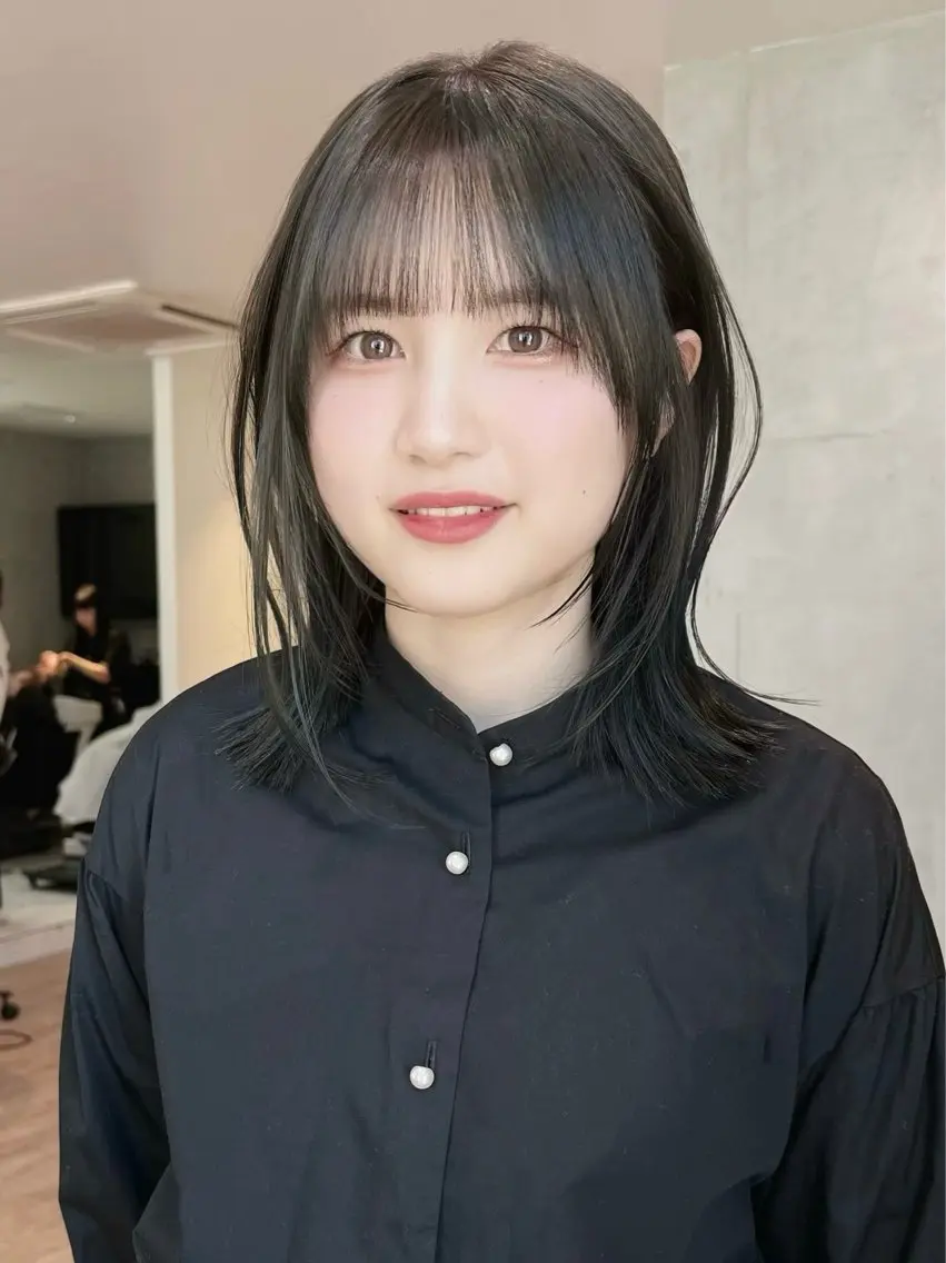 ミディアム カラー 小顔ショート🌿 Say.石川葵のヘアスタイル