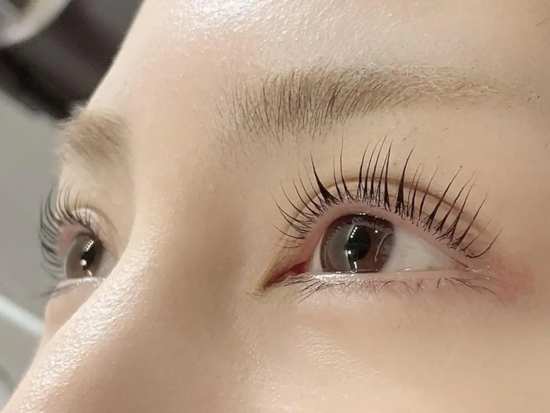 マツエク・マツパ 🔰Eye Risの眉毛・アイブロウイメージ