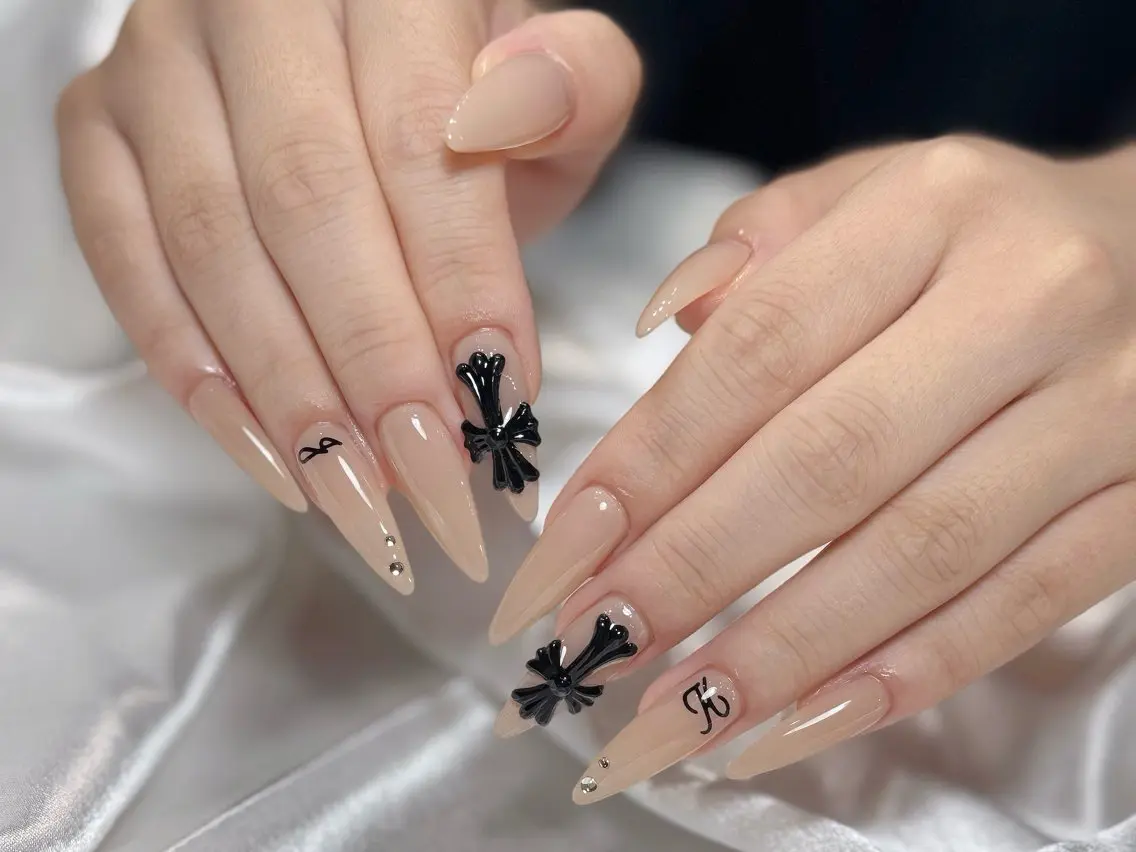 ネイル オーロラネイル チークネイル フットネイル フレンチネイル ジェルネイル Nichi Nailsのネイルデザイン