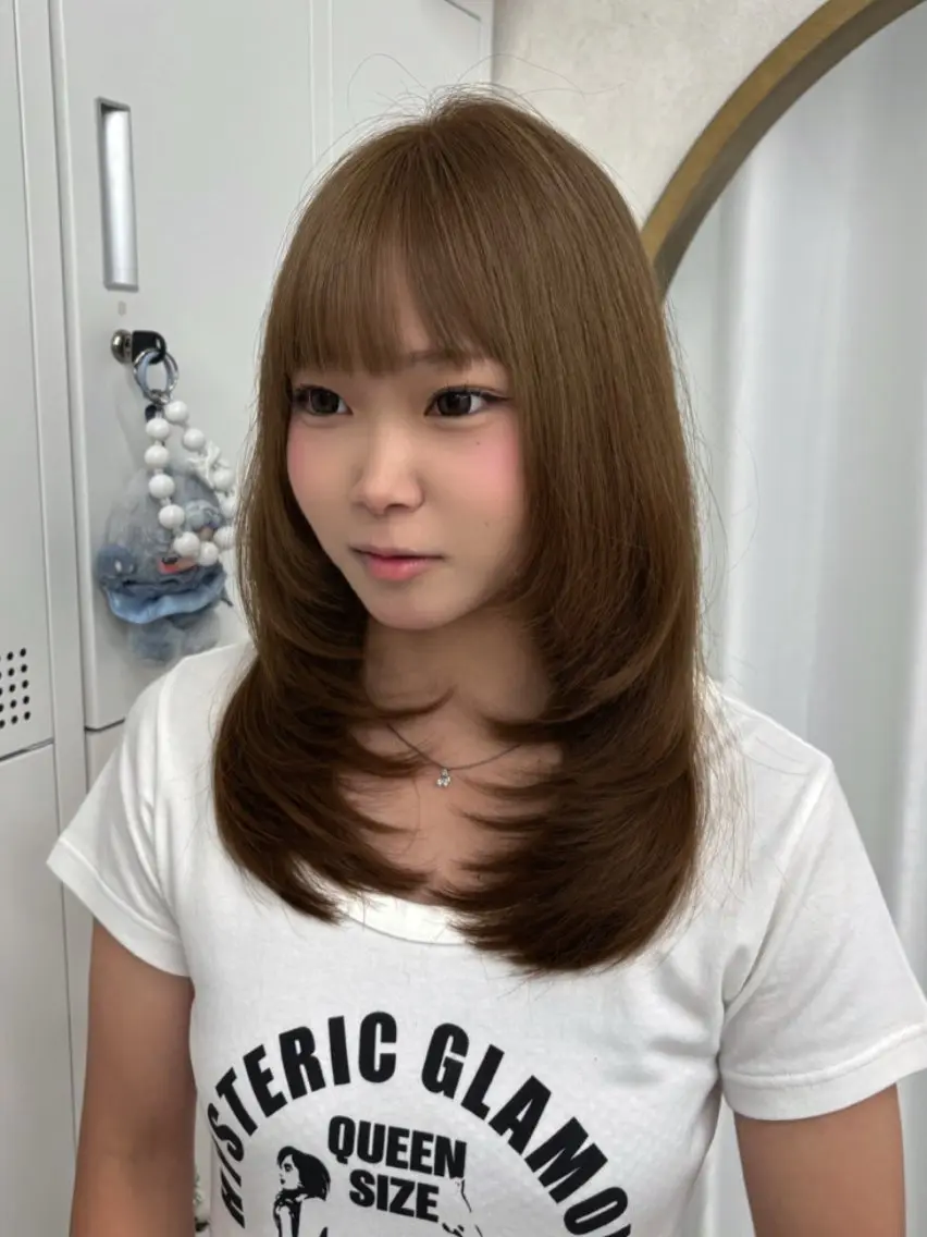 ミディアム レイヤーカット カット 艶カラー×レイヤー /SAKURAのヘアスタイル