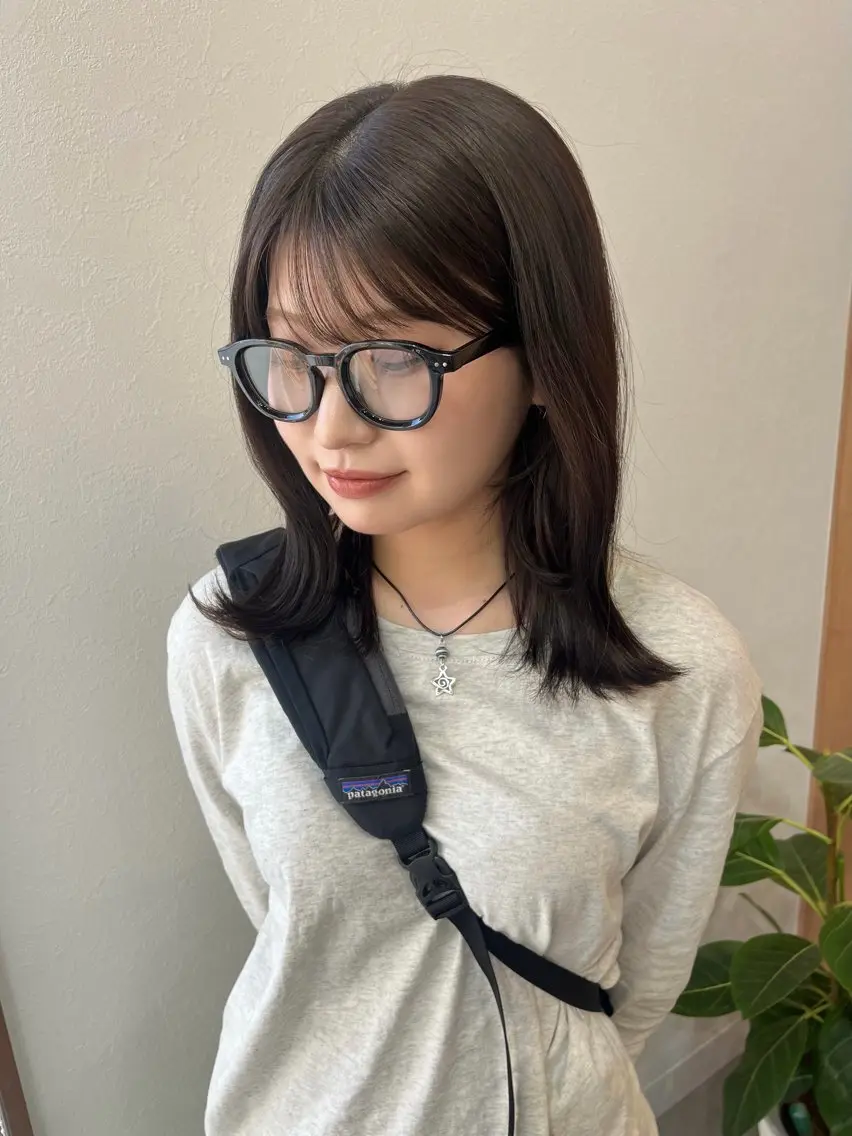 ミディアム カラー ミディアムレイヤー レイヤーカット カット ヘアカラー トリートメント 駒場 まといのヘアスタイル