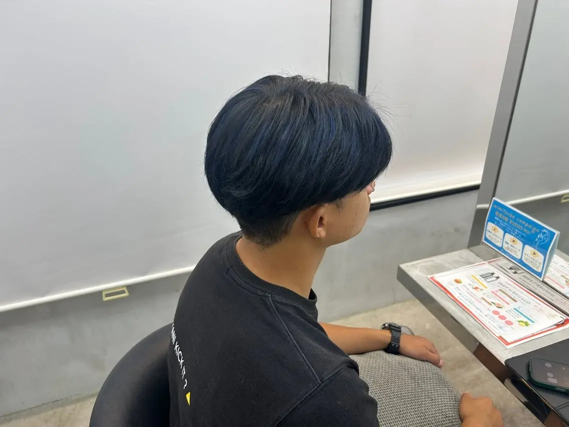 ショート ヘアカラー 鈴木 杏奈のヘアスタイル