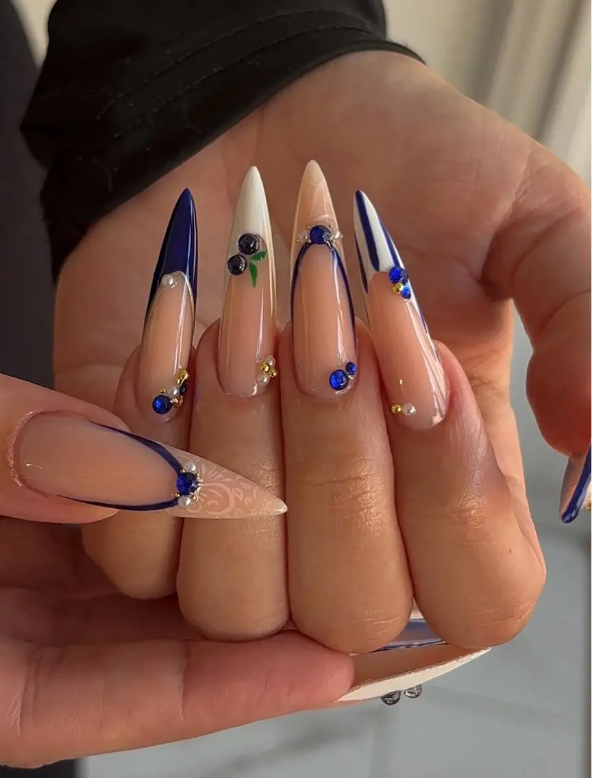 ネイル ハンドネイル Rina Mika Nailsのネイルデザイン