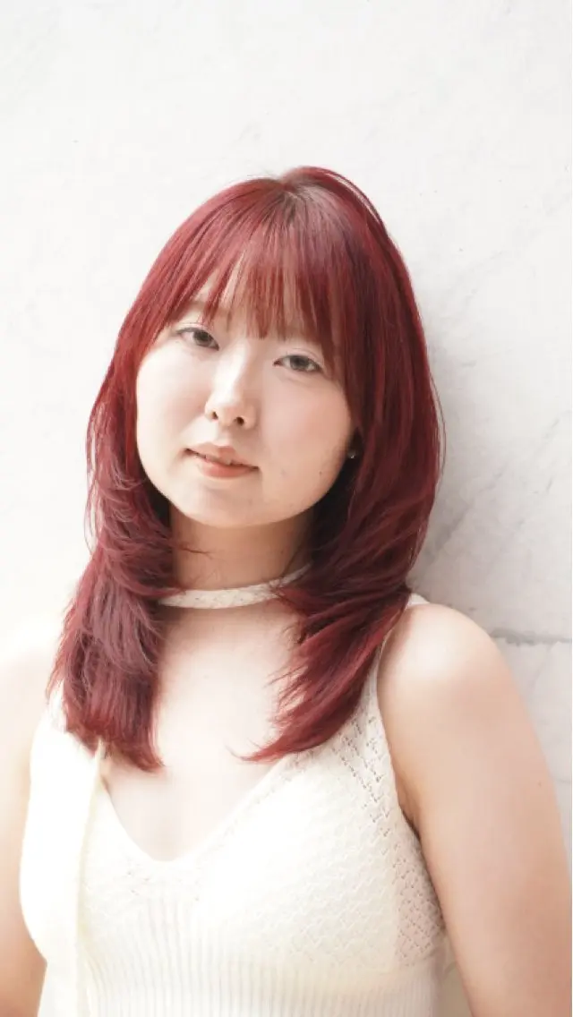 セミロング カラー レイヤーカット カット ヘアカラー トリートメント ハッシュカット 暖色カラー/伊藤菜月のヘアスタイル