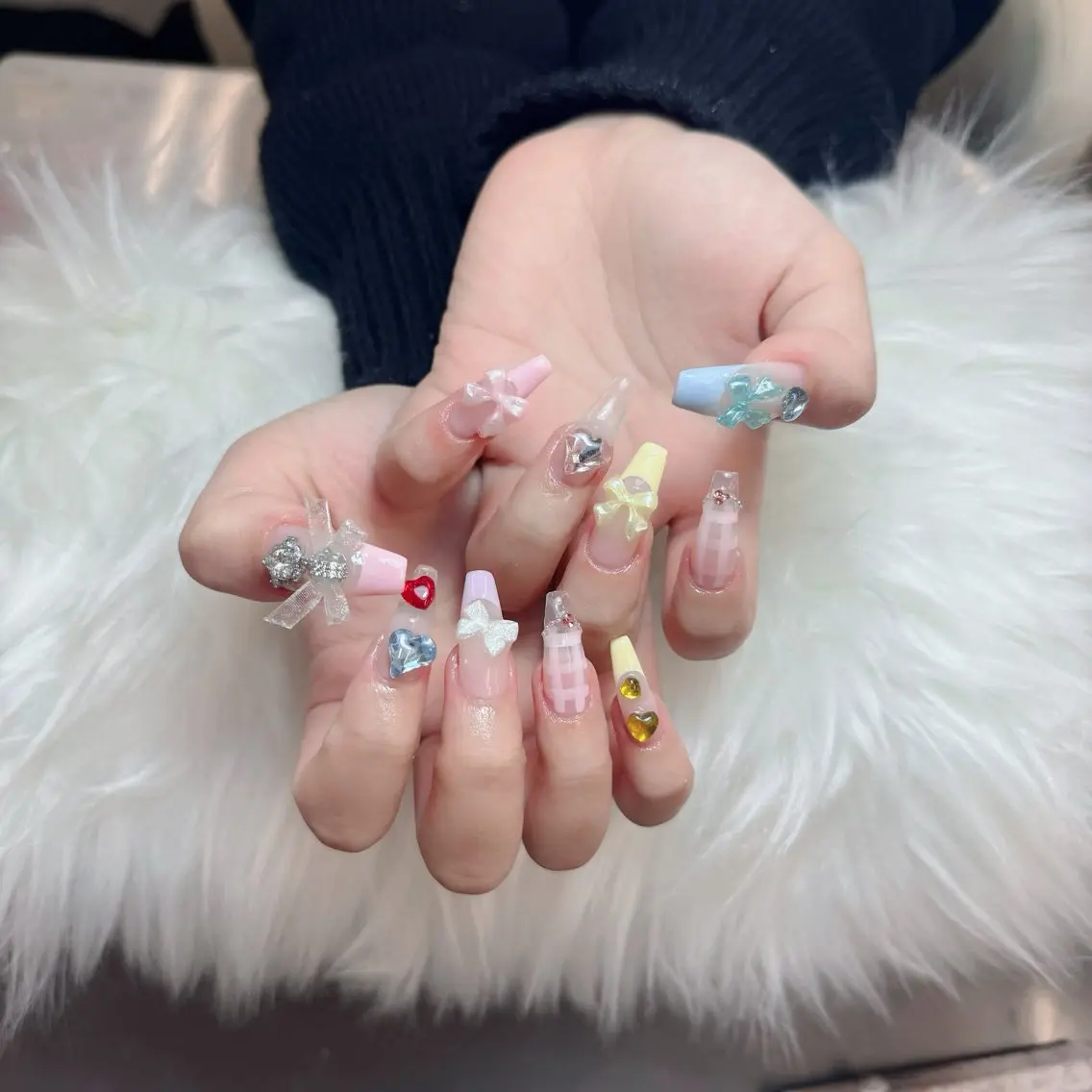 ネイル ジェルネイル 韓国ネイル マグネットネイル ネイルチップ 冬ネイル Lenie Nail Salonのネイルデザイン