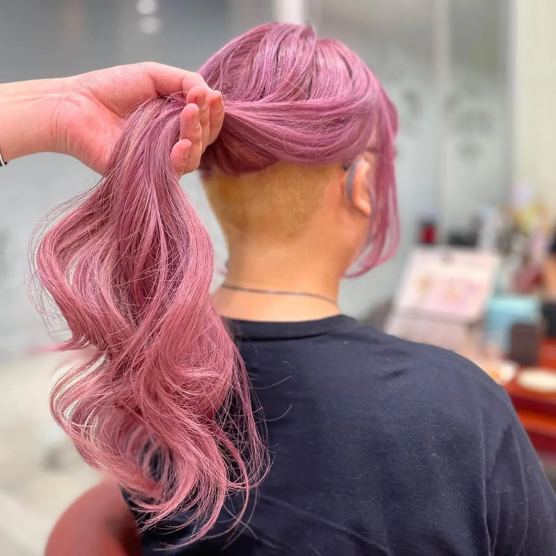 ミディアム カラー パーマ ヘアアレンジ メンズ キッズ マツエク・マツパ 子どものヘアアレンジ メンズバレイヤージュ バレイヤージュ グラデーションカラー レイヤーカット sara 荒井店のヘアスタイル