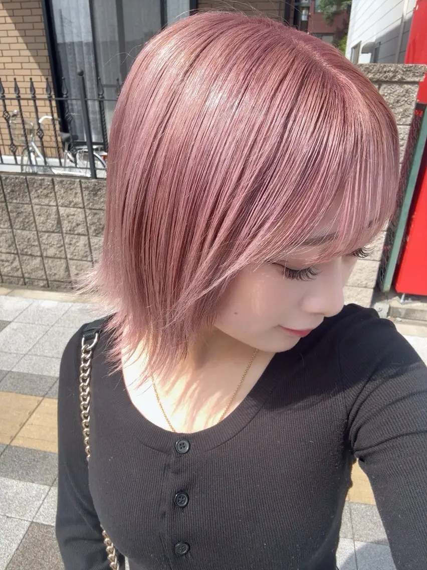 ショート 若生 神のヘアスタイル