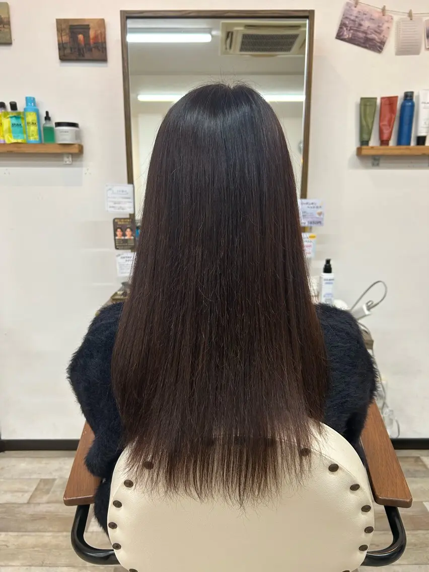 セミロング ヘアカラー Rin ku-to andCのヘアスタイル