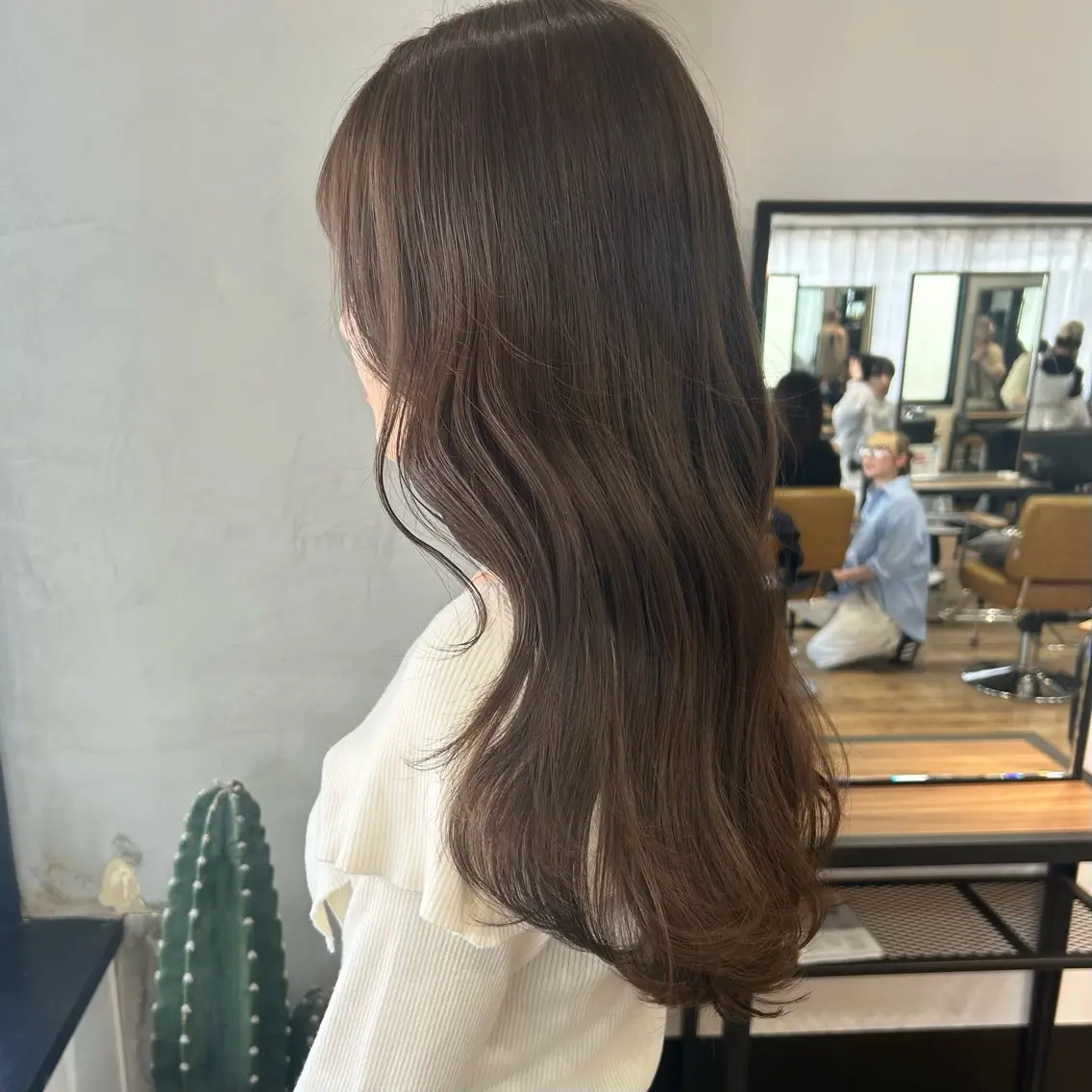 ロング カラー otoha✳︎ くすみ艶カラーのヘアスタイル